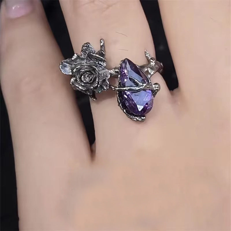 Wholesale Vintage Distressed Black Rose Finger Ring