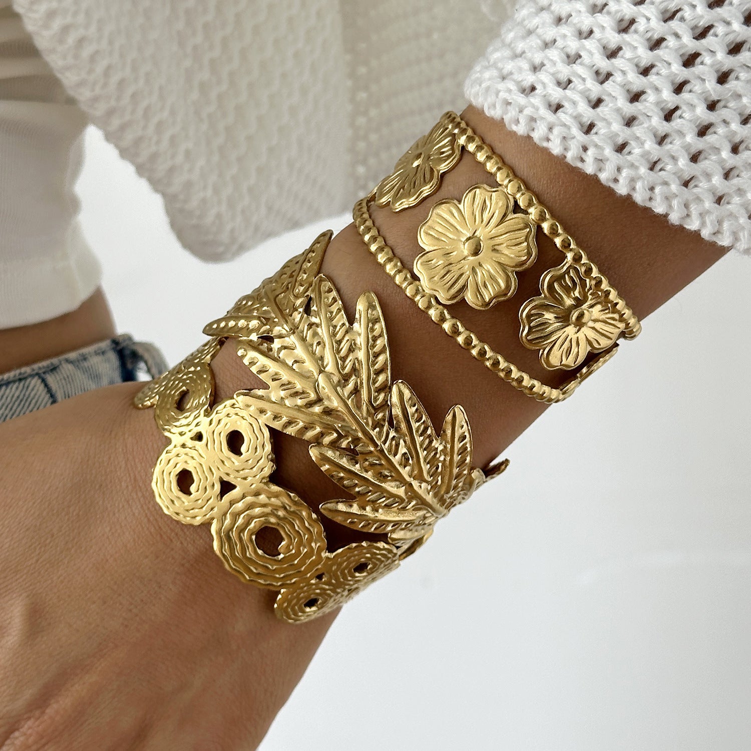 Wholesale Stainless steel  Irregular Leaf Wide Opening Bracelet