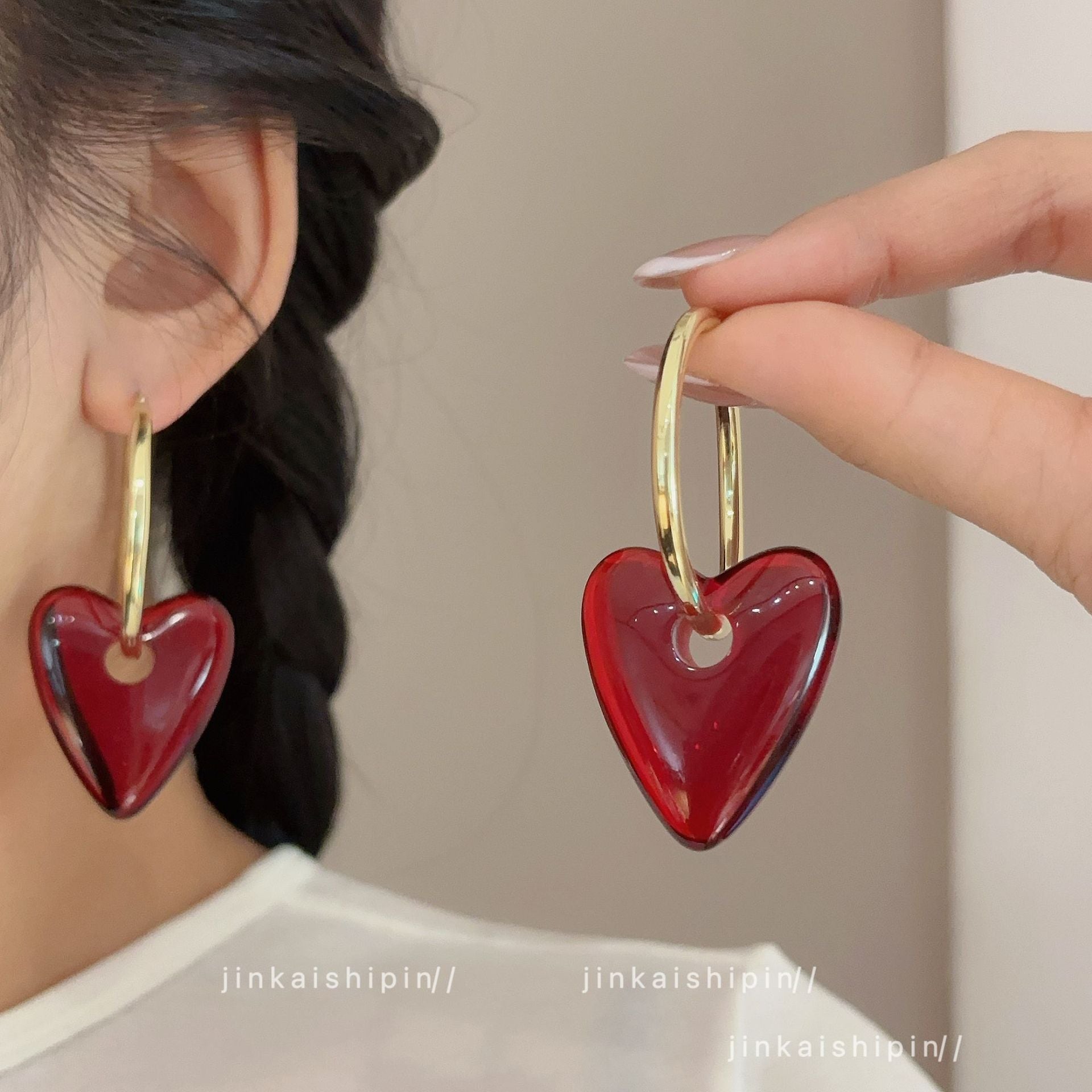 Wholesale  Red Love Earrings  Light Luxury Ear Buckle Ear Jewelry