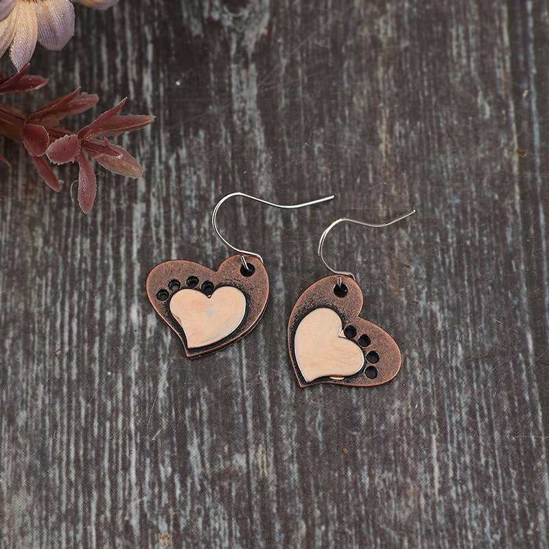 Wholesale Electroplated Alloy Heart Cut Out Earrings Retro Style Valentine' s Day Gift Jewelry Accessory