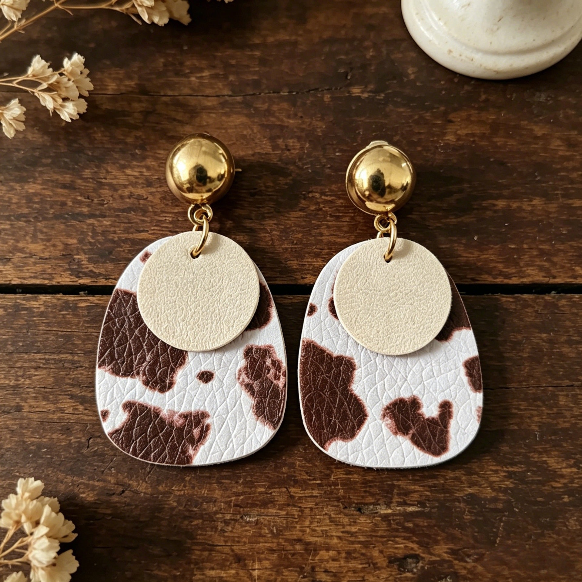Wholesale American Western Cow Pattern Leather Earrings,   Double-Layered,  Boutique Fashion Accessory