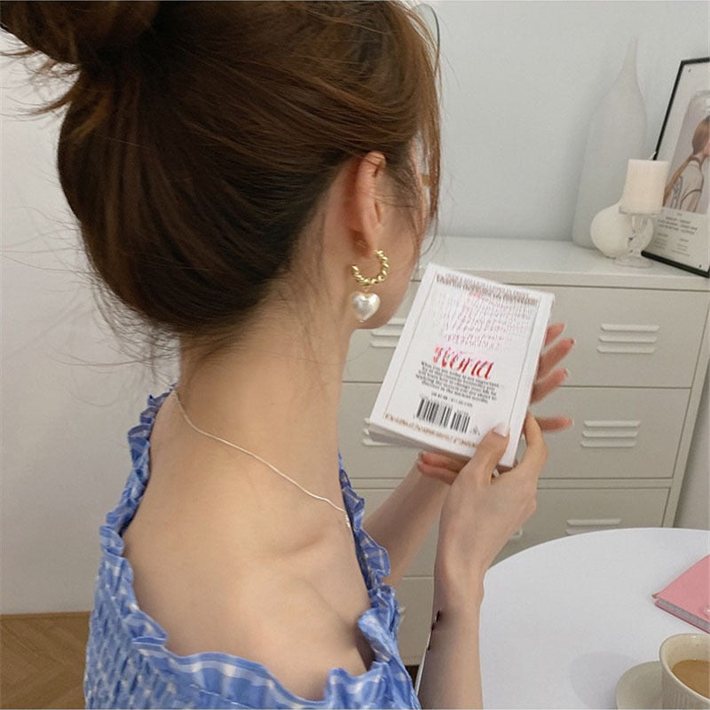 Wholesale Pearl Heart Cute Earrings