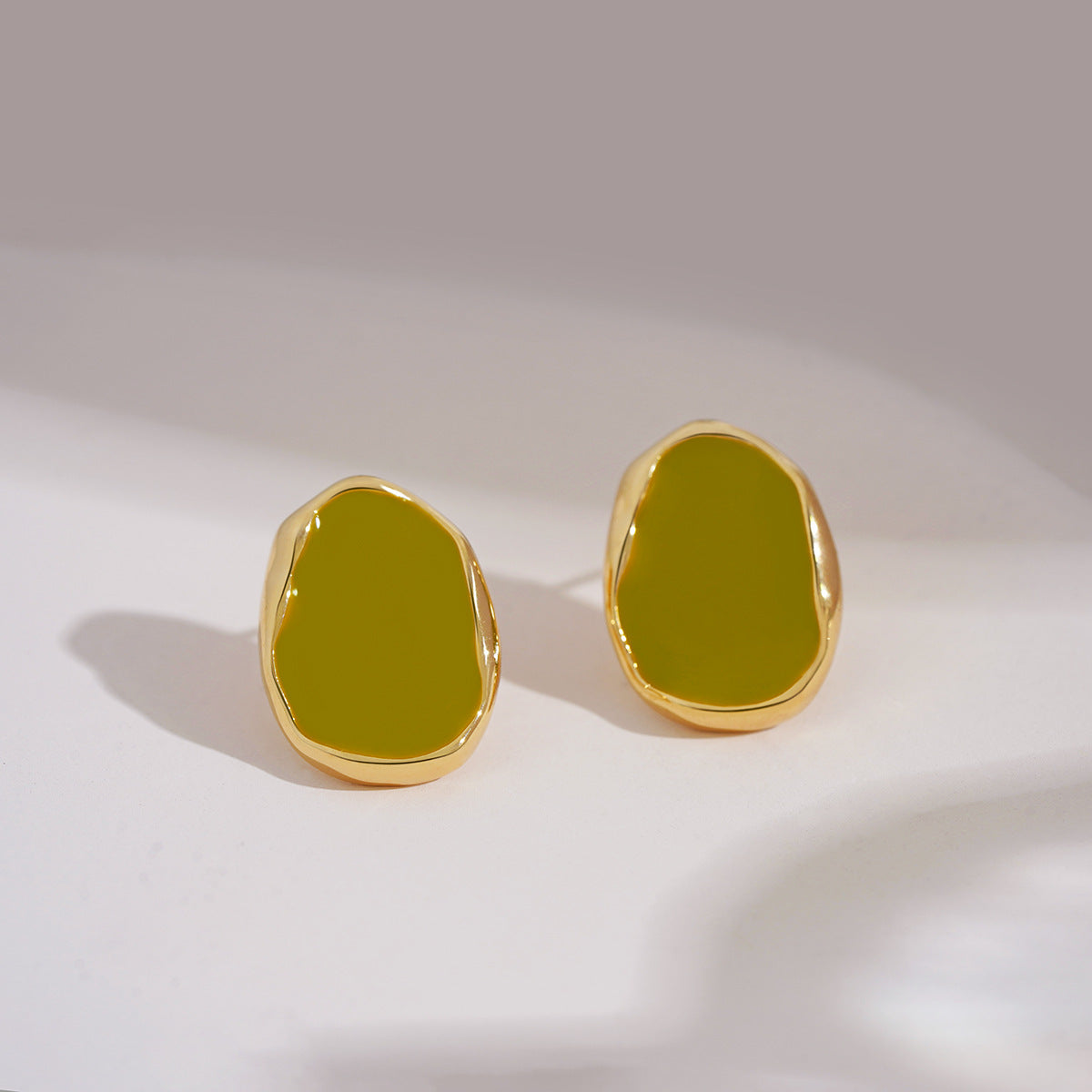 Wholesale Versatile Summer Fresh Green Floral Stud Earrings