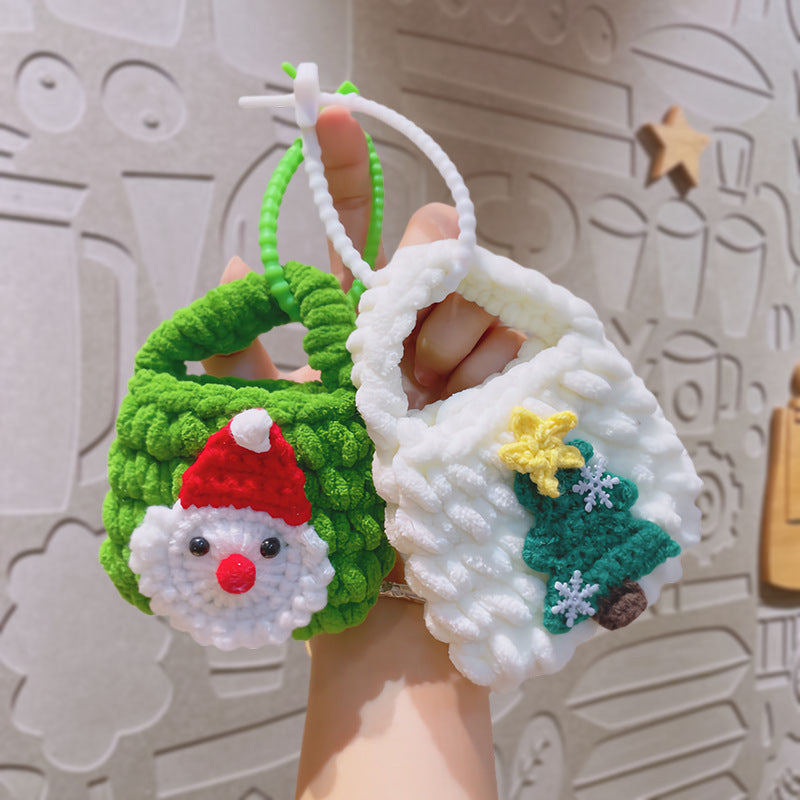 Wholesale Handmade woven bags  Christmas  keychains ACCVIP