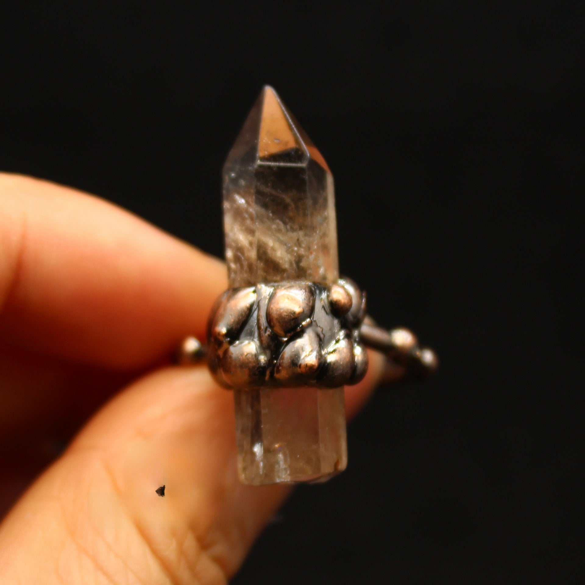 Wholesale retro style white crystal shaped ring