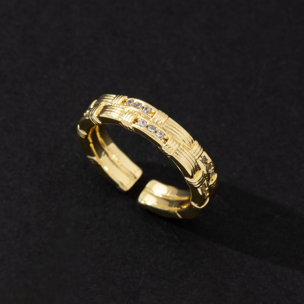 Wholesale Starry Zircon Ring Korean Fashion Cat Eye Couple Adjustable Ring Copper Jewelry Accessory For Boutique Resale