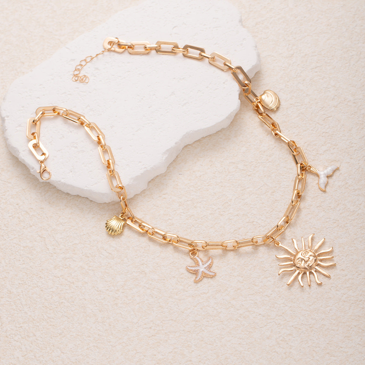 Wholesale Retro Vacation Starfish Fishtail Necklace