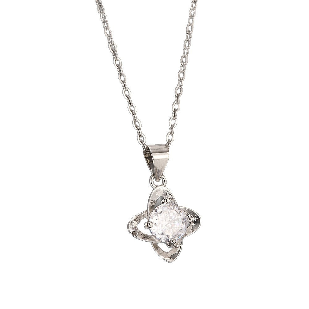 Wholesale Silver Four Leaf Clover Moissanite Pendant Necklace Trendy Fashion Layering Jewelry Accessory
