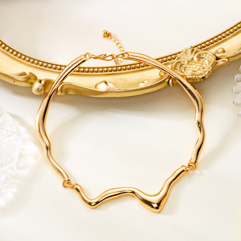Wholesale Irregular wavy pattern necklace