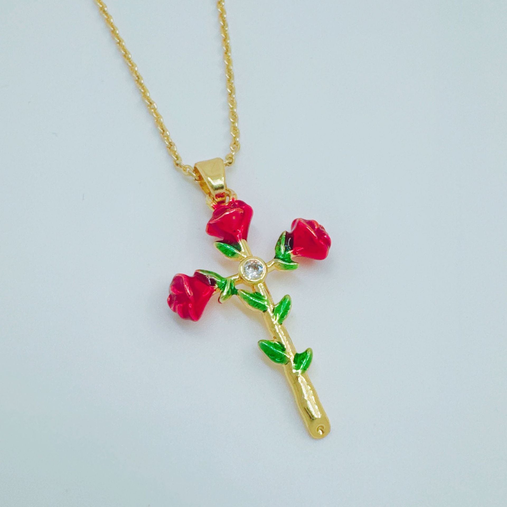 Wholesale Light Luxury Design Copper Gold Plated Micro Inlaid Zircon Cross Necklace