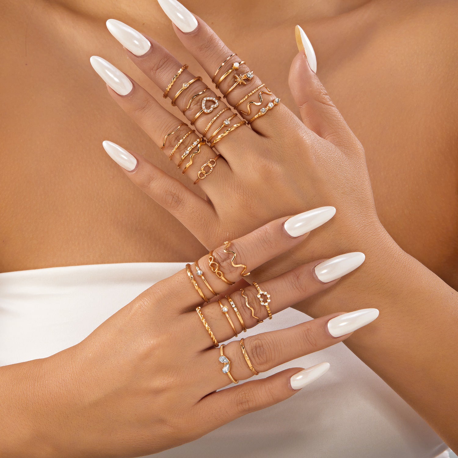 Wholesale Diamond-Encrusted Heart Wave Ring