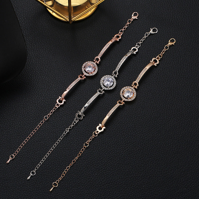 Wholesale Fashionable Geometric Sparkling Bracelet For Women Gold Tone Alloy Jewelry Everyday Wear Gift