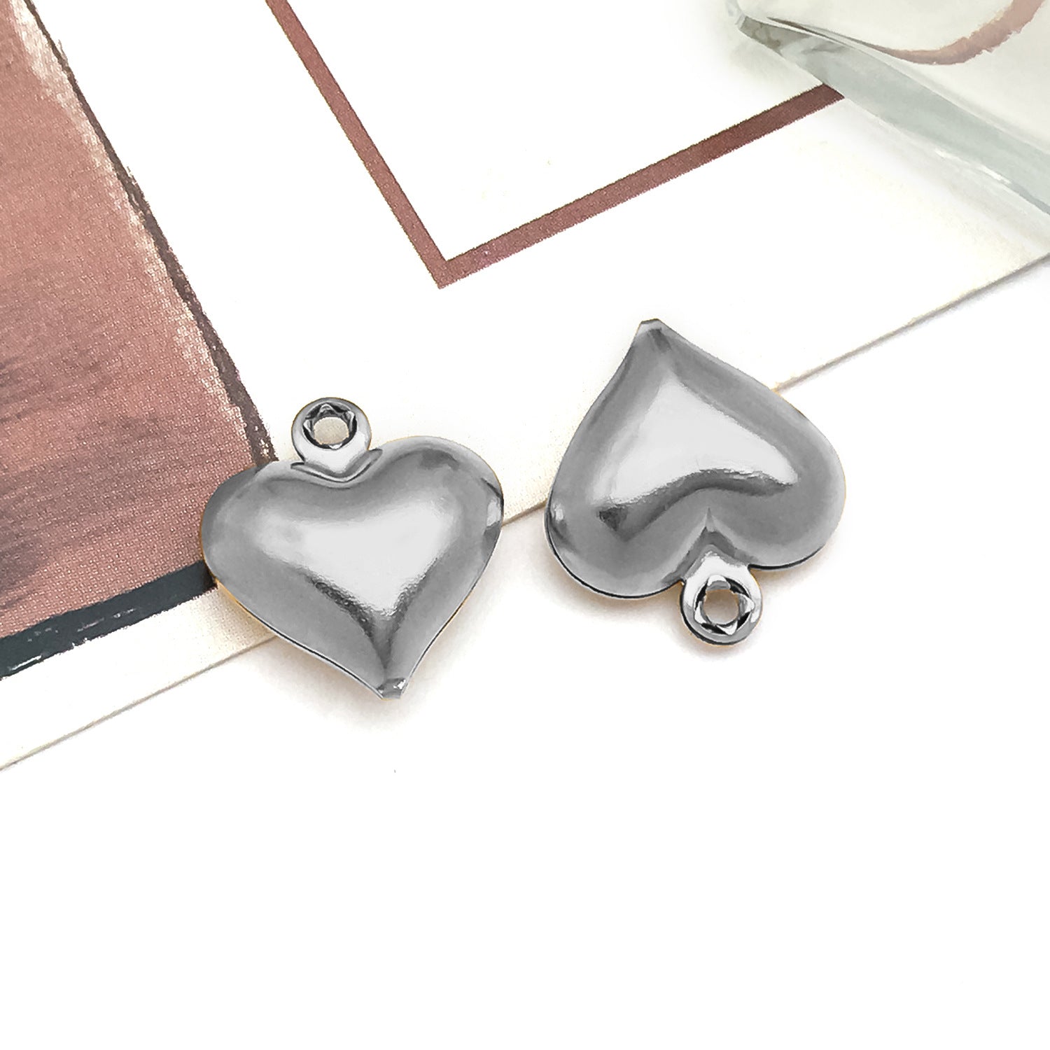 Wholesale Stainless steel vacuum plated hollow angel heart fruit  Charms