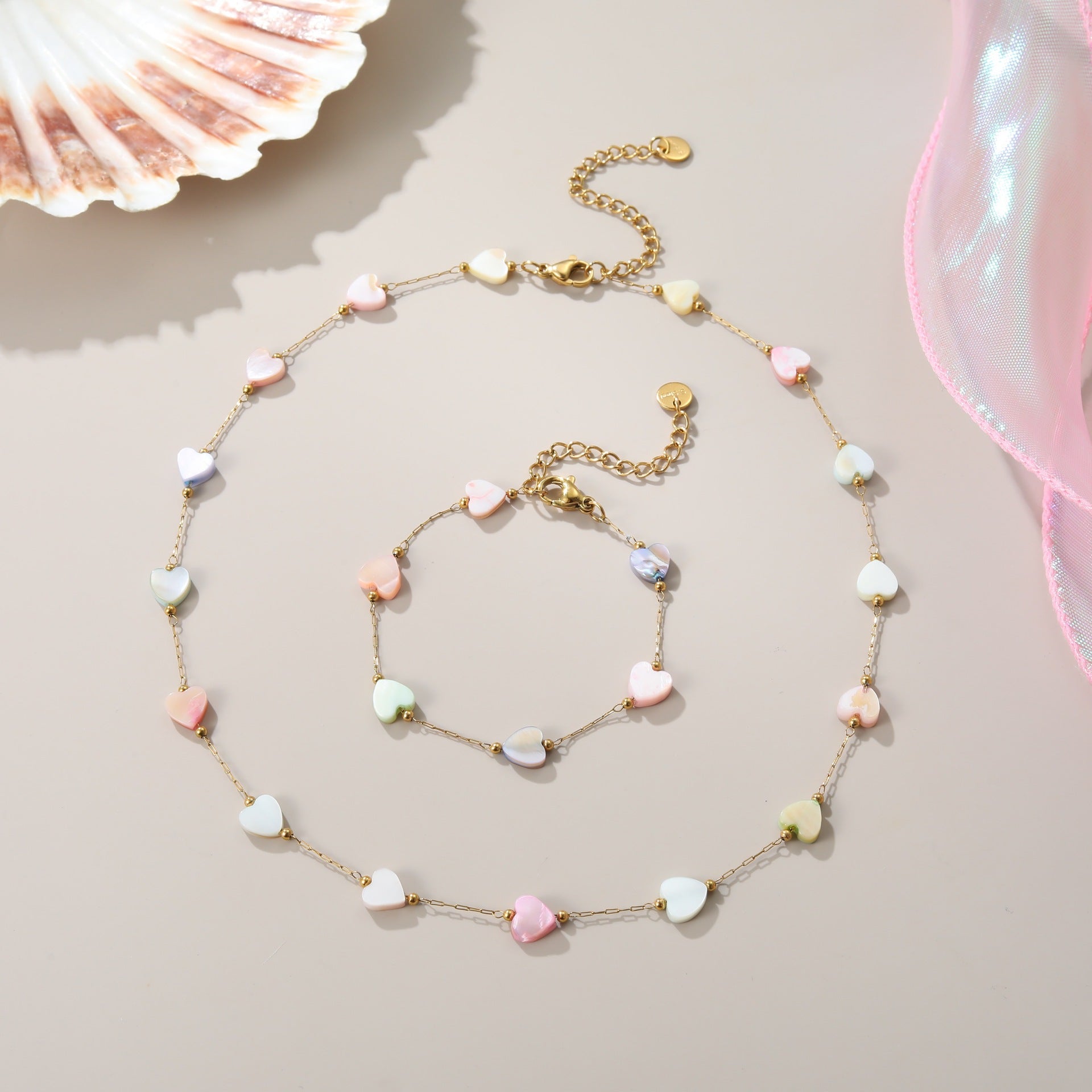 Wholesale Dopamine Style Sweet Colorful Heart-Shaped Mother-of-Pearl Stainless Steel Necklace