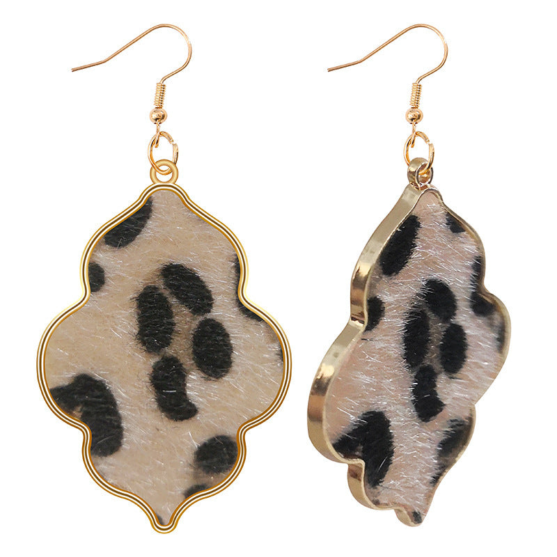 Wholesale  retro  alloy earrings wave point Baroque style earrings