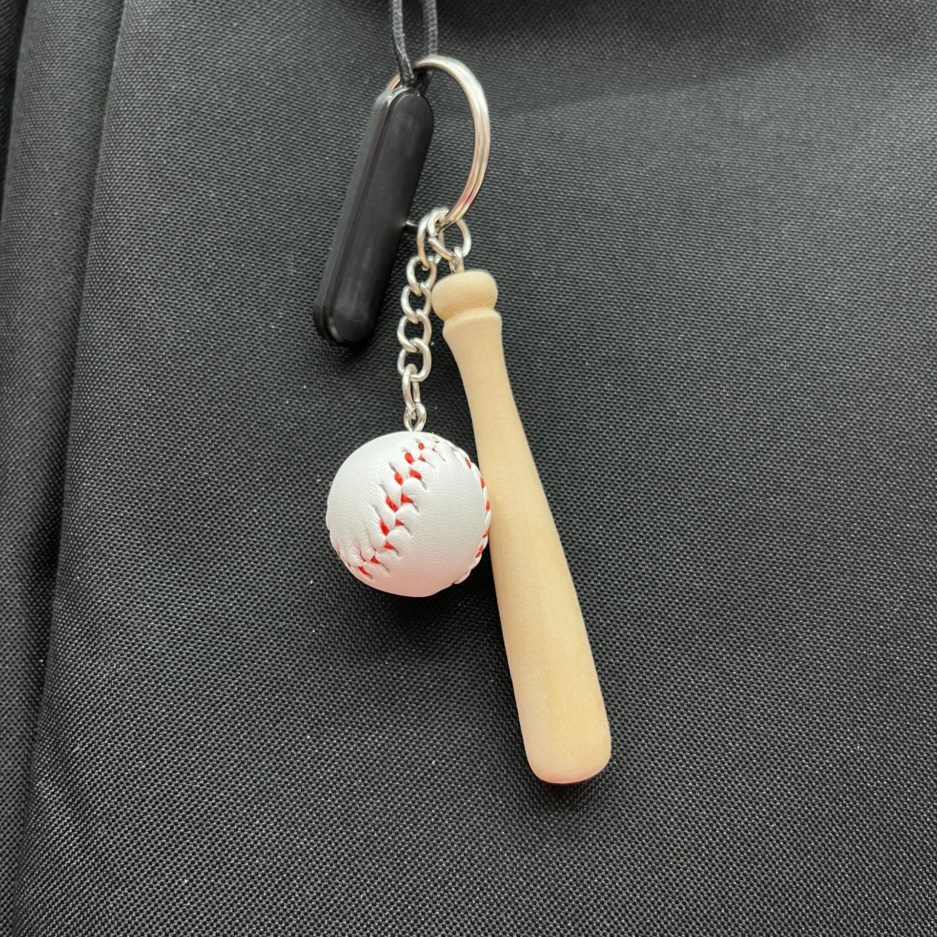 Wholesale Softball Gloves Baseball Keychain
