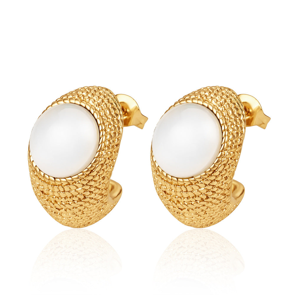 Wholesale French Retro Cat Eye Pearl Earrings 18K Gold Plated Party Wear