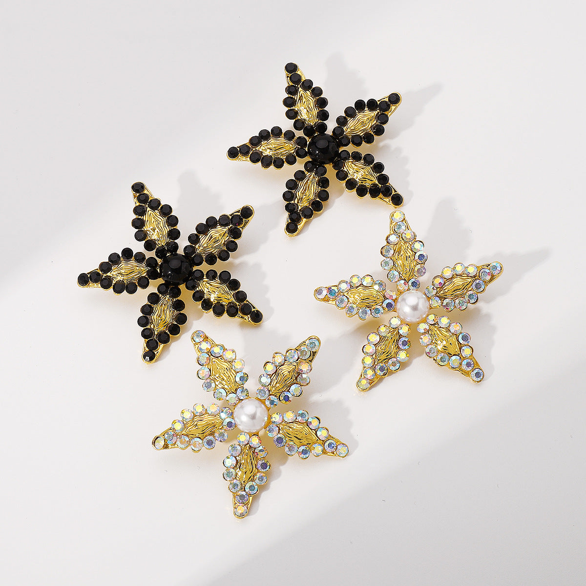 Wholesale Retro Palace Style Diamond Pearl Flower Rhinestone Alloy Earrings ACC-ES-XianDi004