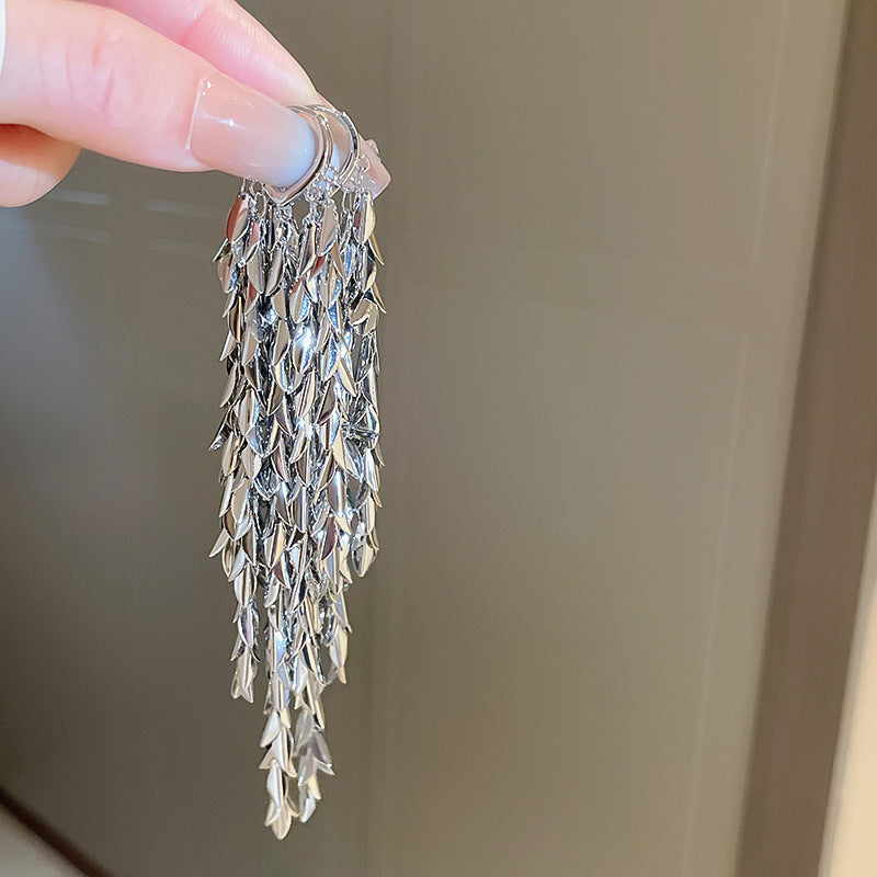 Wholesale Silver Needle leaves sequins tassel geometric earrings