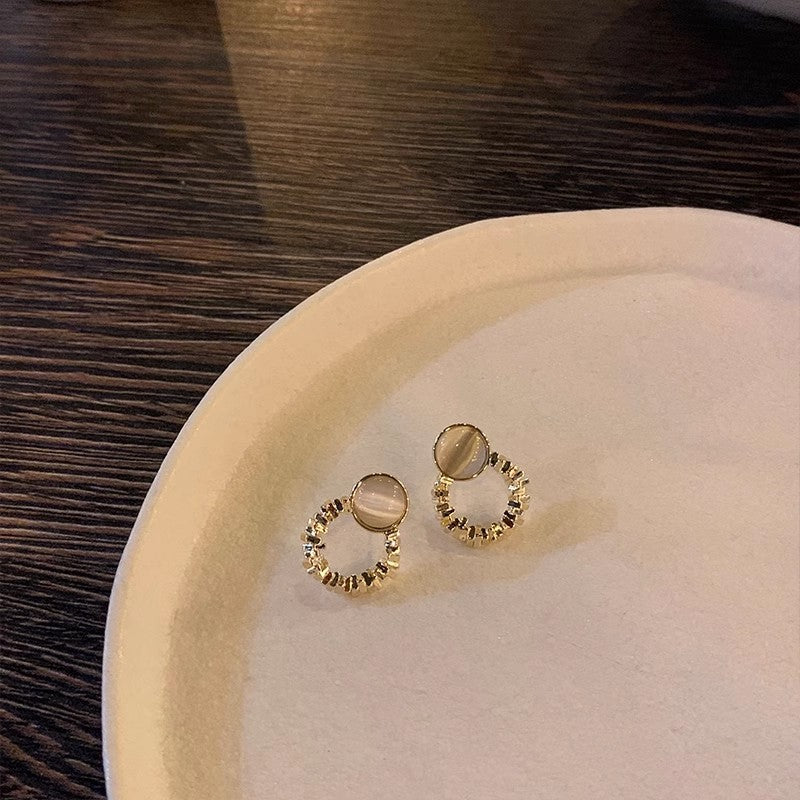 Wholesale  cat's eye stone broken silver geometric earrings