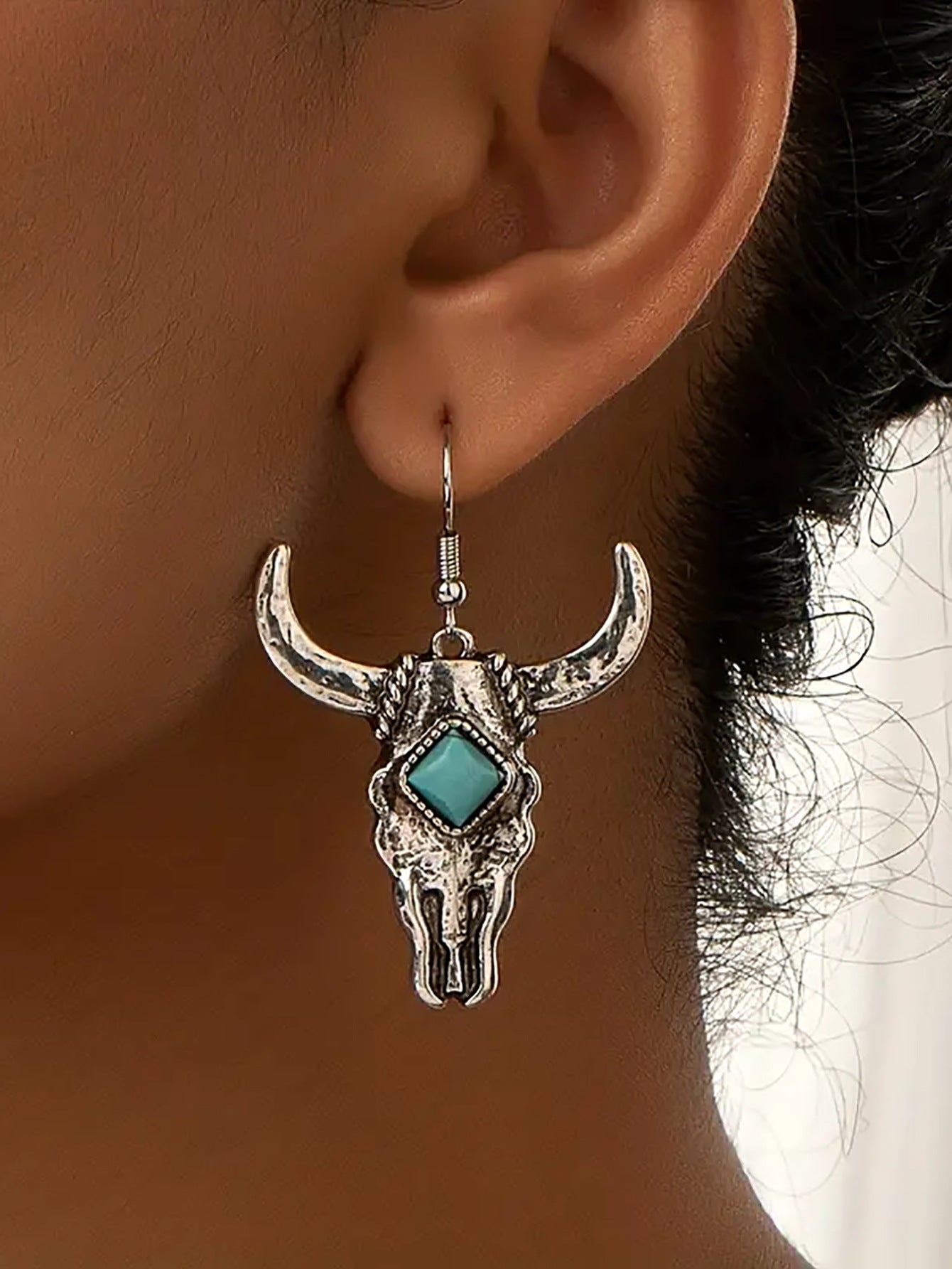 Wholesale Retro Cow Skull Turquoise Earrings for Women Daily Wear Boutique Resale Fashion Accessory