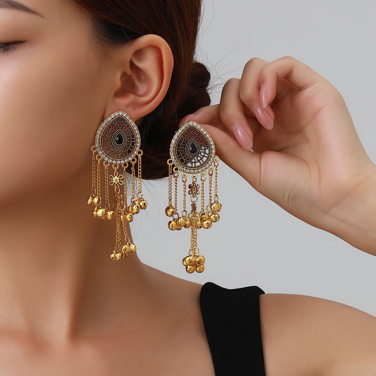 Wholesale Trendy Long Tassel Rhinestone Earrings For Women Elegant Gold Tone Party Jewelry Accessory Boutique Resale Gift