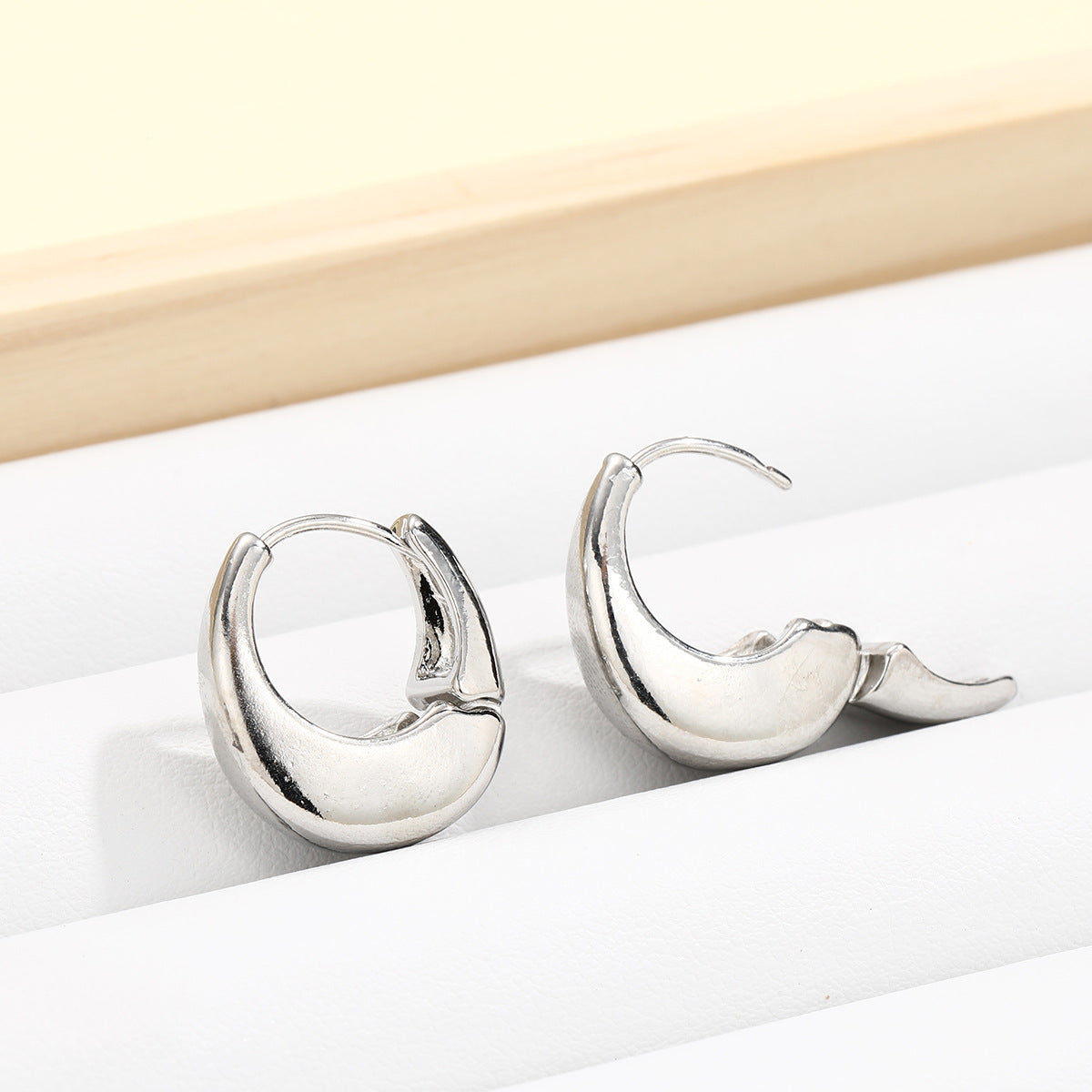 Wholesale Oval Plain Hoop Earrings ACC-ES-HZS004