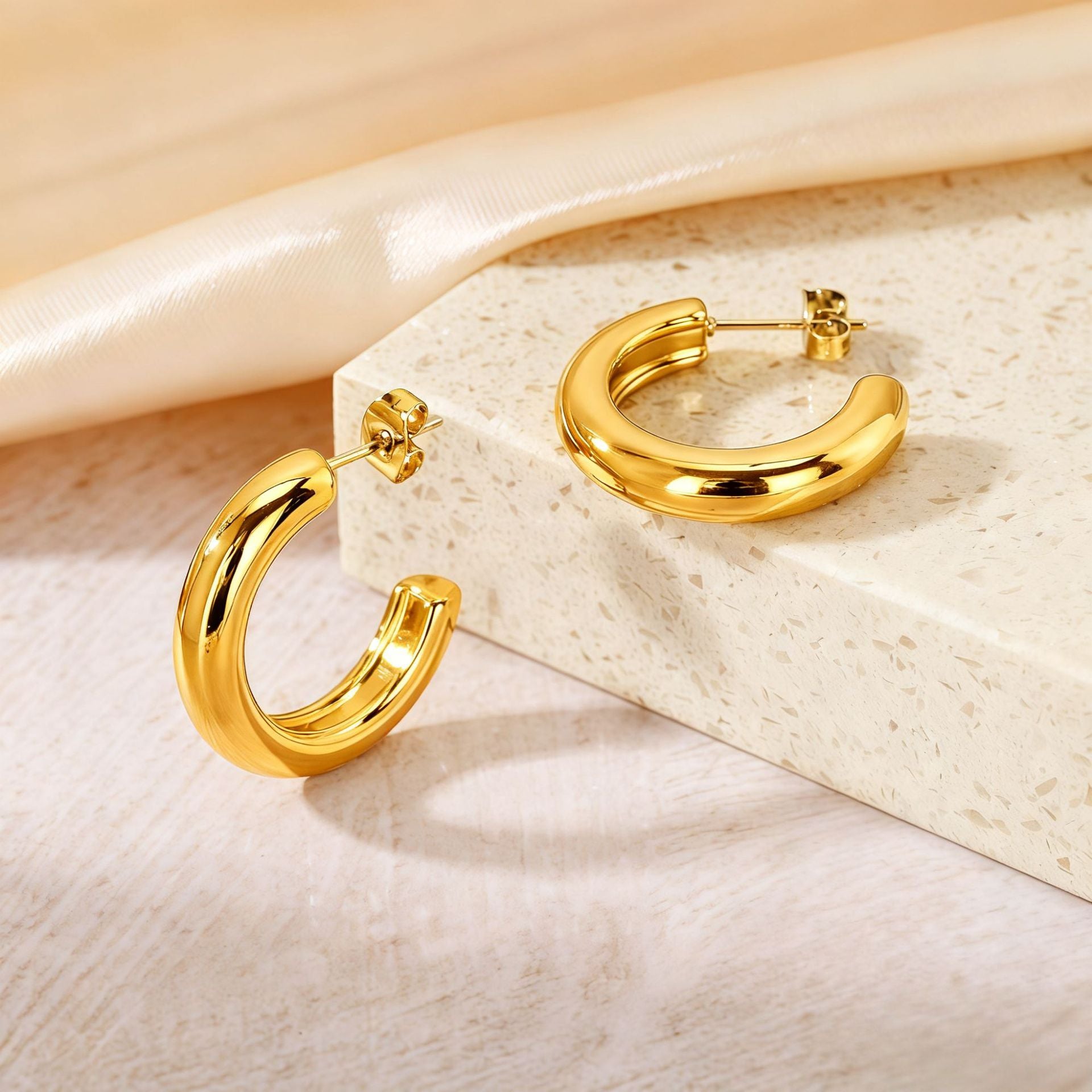 Wholesale Classic Hoop Versatile Non-Fading Titanium Steel Earrings