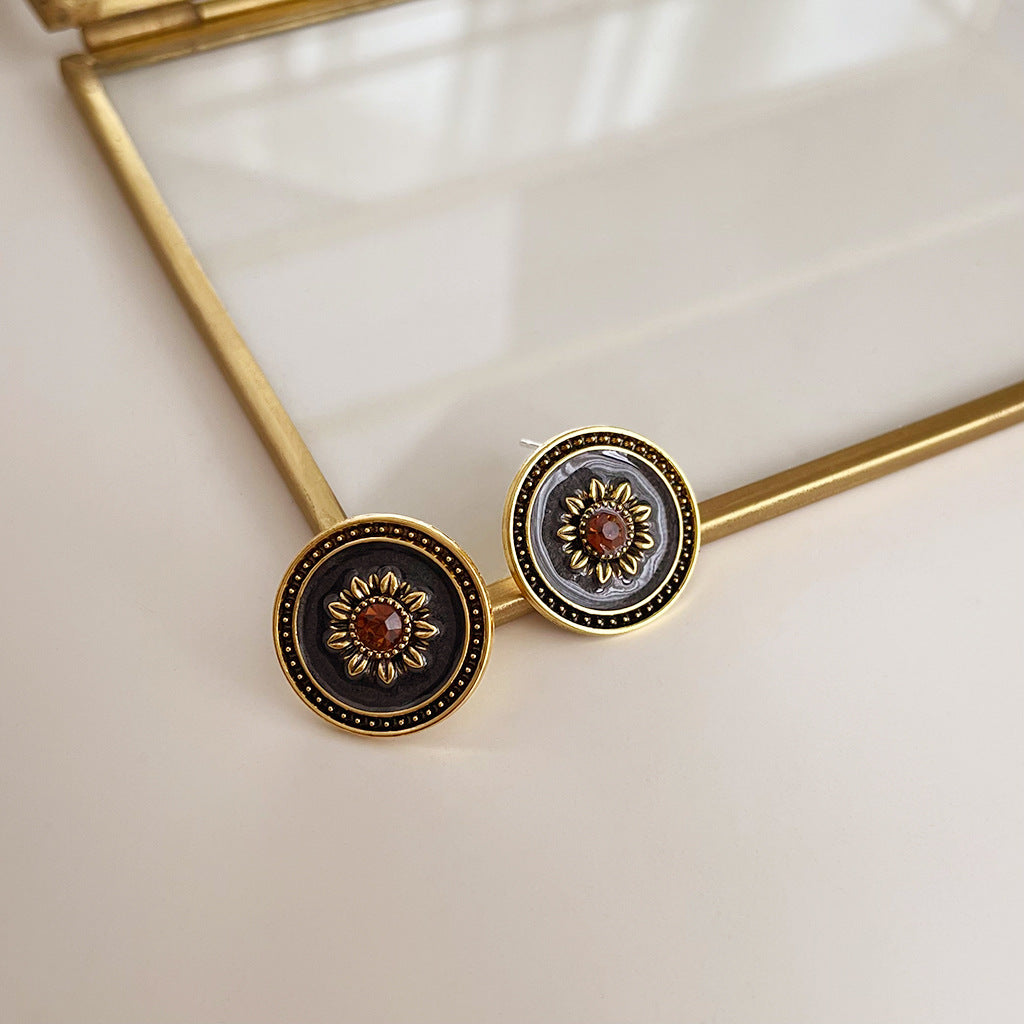 Wholesale vintage oil-dropped medieval style Pearl Earrings