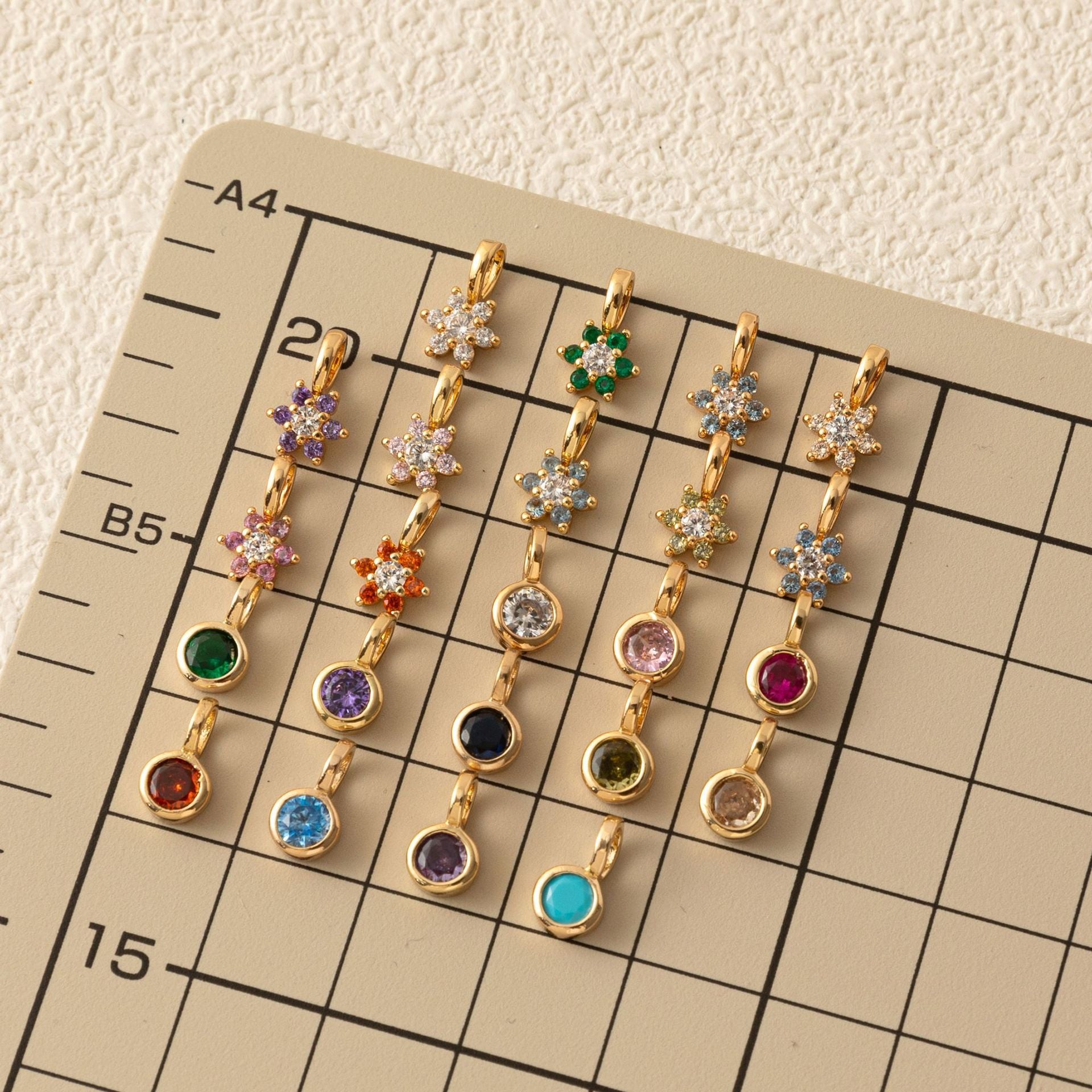 Wholesale Flower-shaped colored zircon pendant