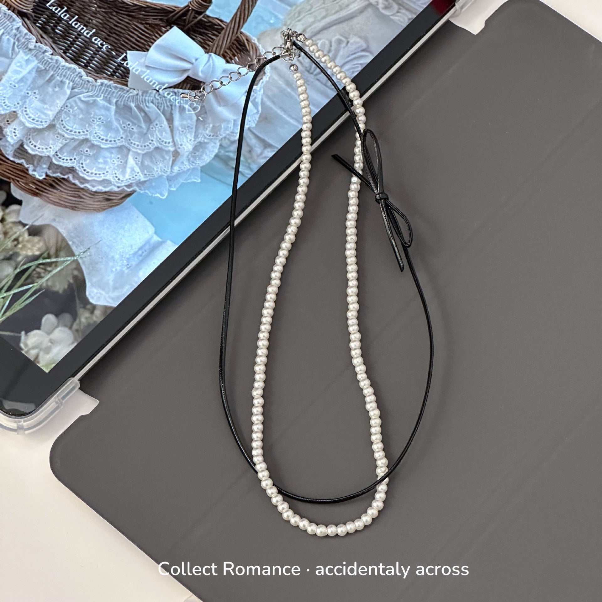 Wholesale Light Luxury  Double Layer Pearl Bow Necklace