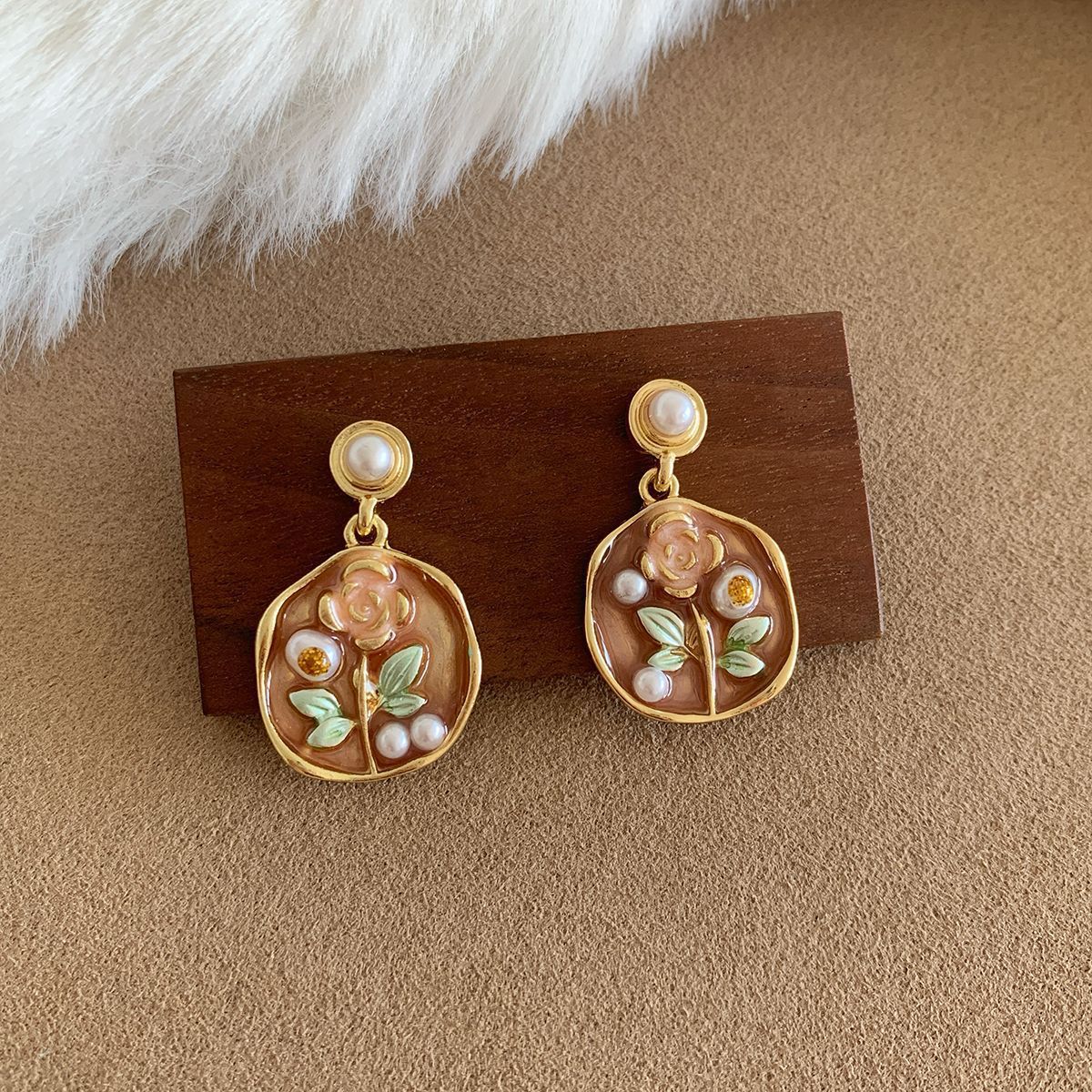 Wholesale oil painting pearl Monet garden earrings silver needle exquisite  design sense of medieval earrings