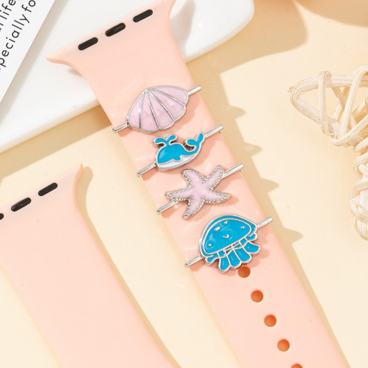 Wholesale Starfish Ocean Series Versatile Personalized Watch Strap Accessories Apple Silicone Watch Band Accessories in Stock for Dropshipping
