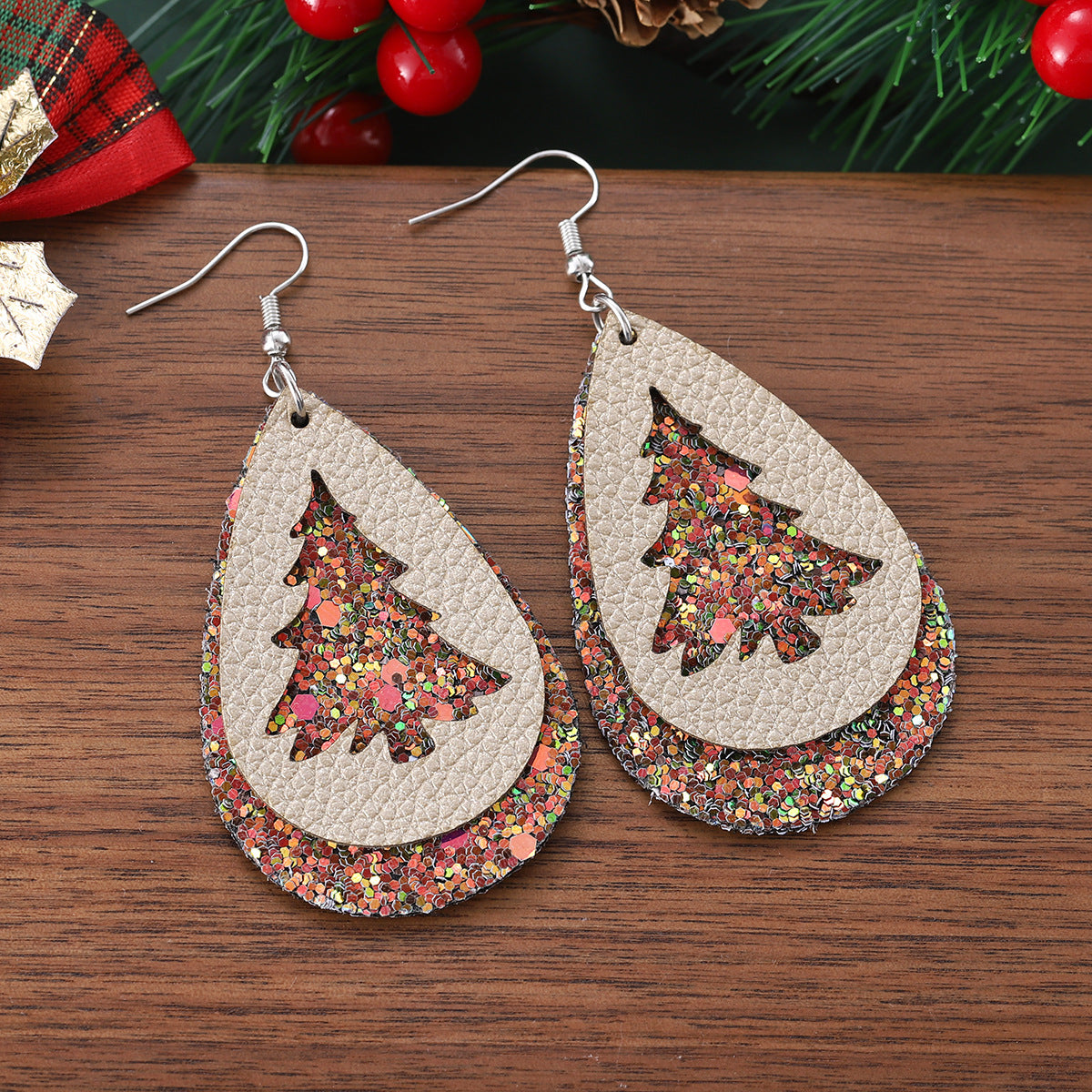 Wholesale Christmas hollow Christmas tree sequins PU water drop pendant earrings multi-layer leather earrings gift