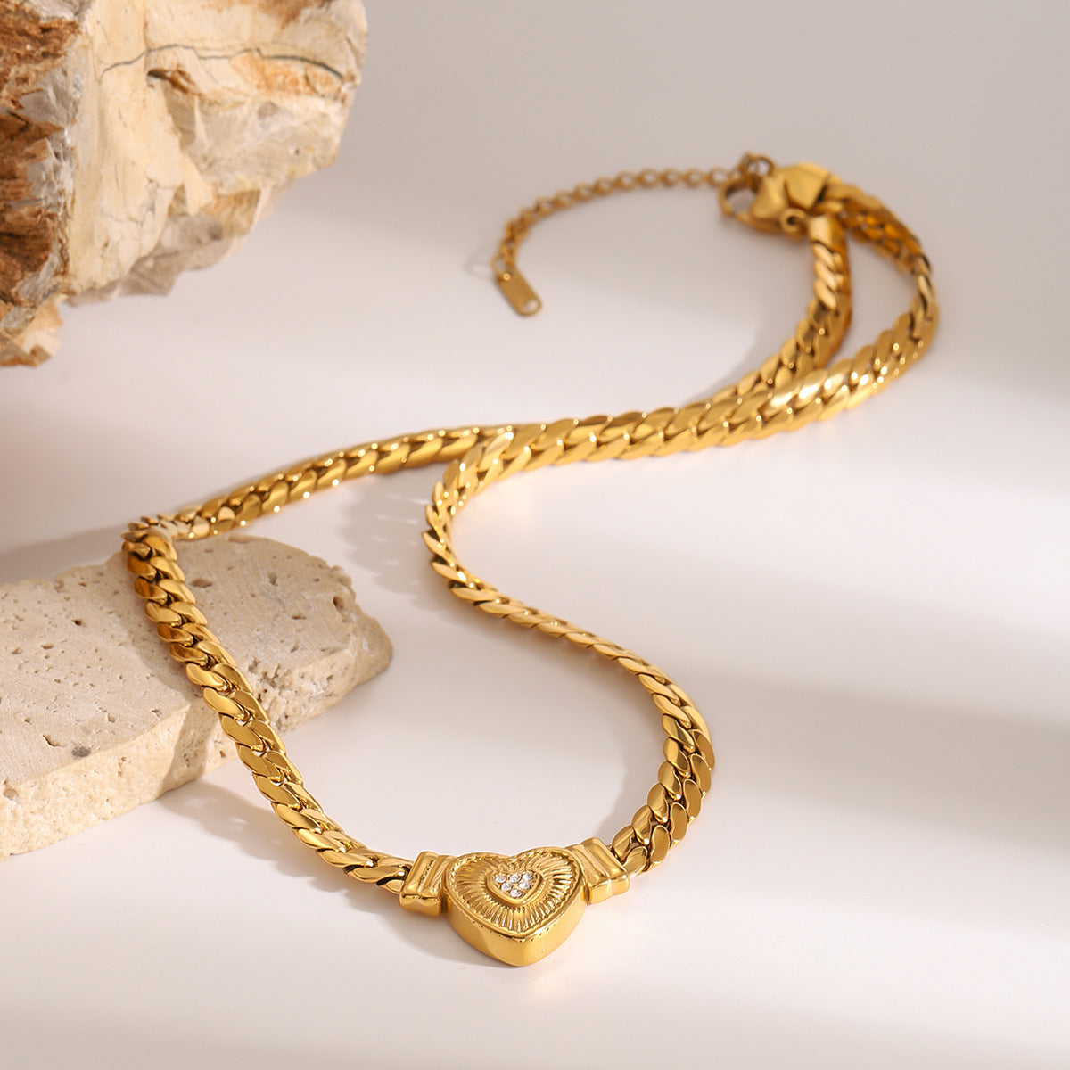 Wholesale Stainless Steel Love Heart Diamond Clavicle Necklace