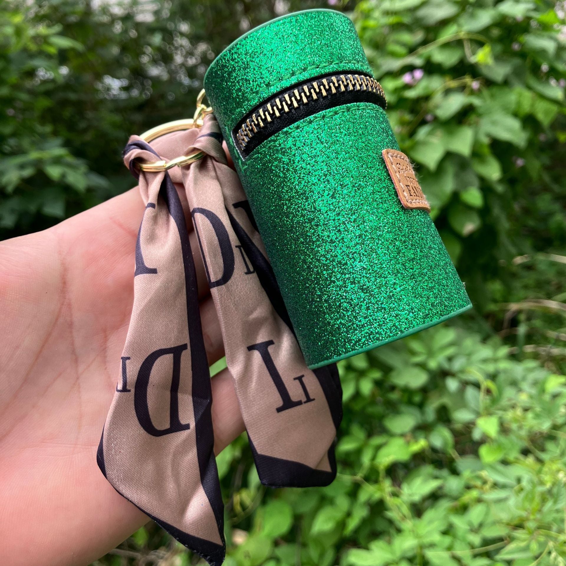 Wholesale PU Leather Retro Coin Purse Grass Green Bag Charm Pendant For Women Chic Everyday Accessory Boutique Resale