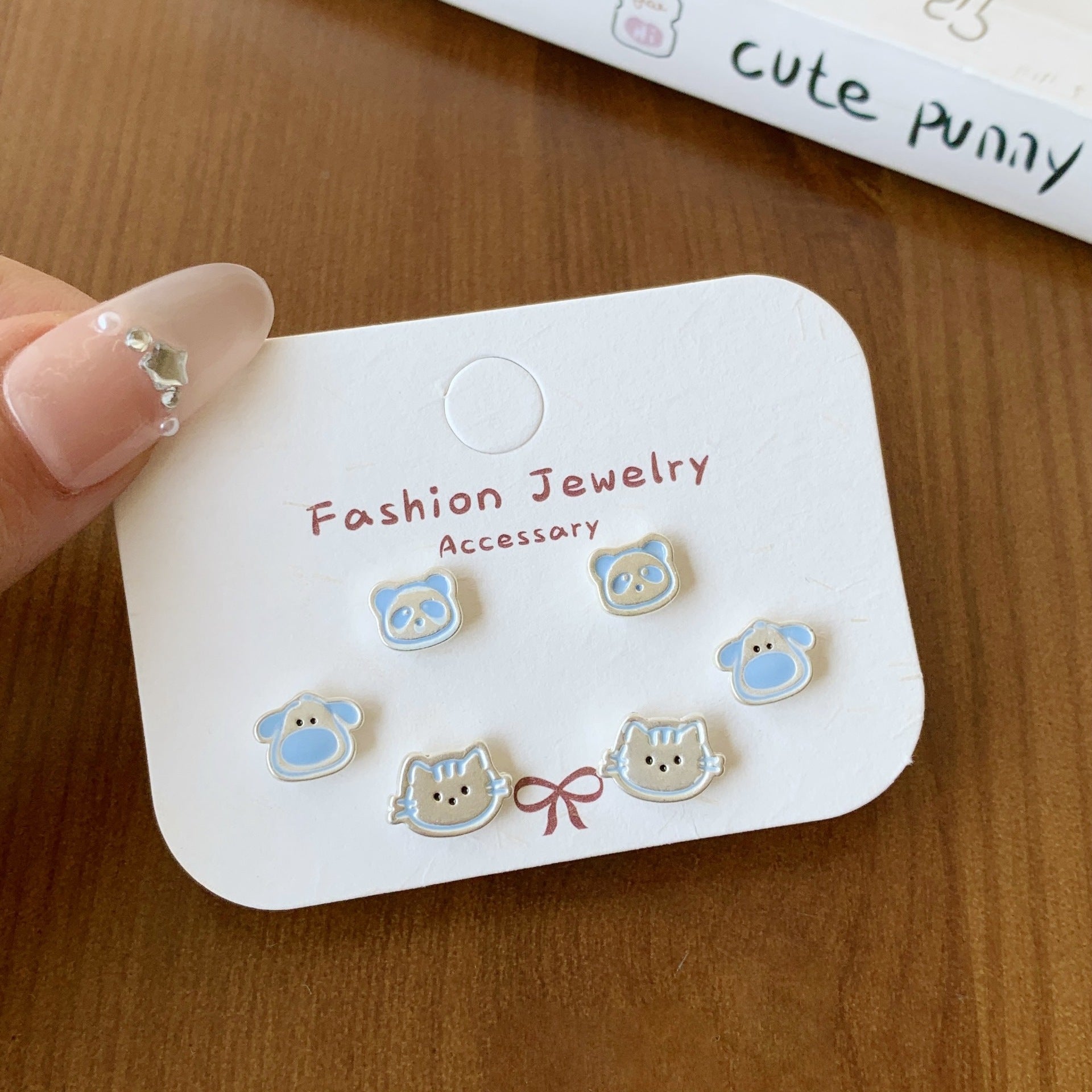 Wholesale Silver Cat Fishing Earrings Silver Needle,   Cartoon Oil Drop Puppy Design Stud Earrings