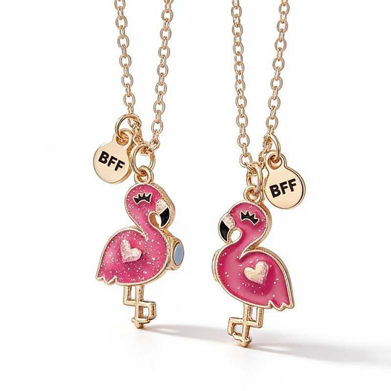 Wholesale Cartoon Heart BFF Magnetic Pendant Necklace For Women Stylish Gold Tone Zinc Alloy Boutique Resale Jewelry Accessory