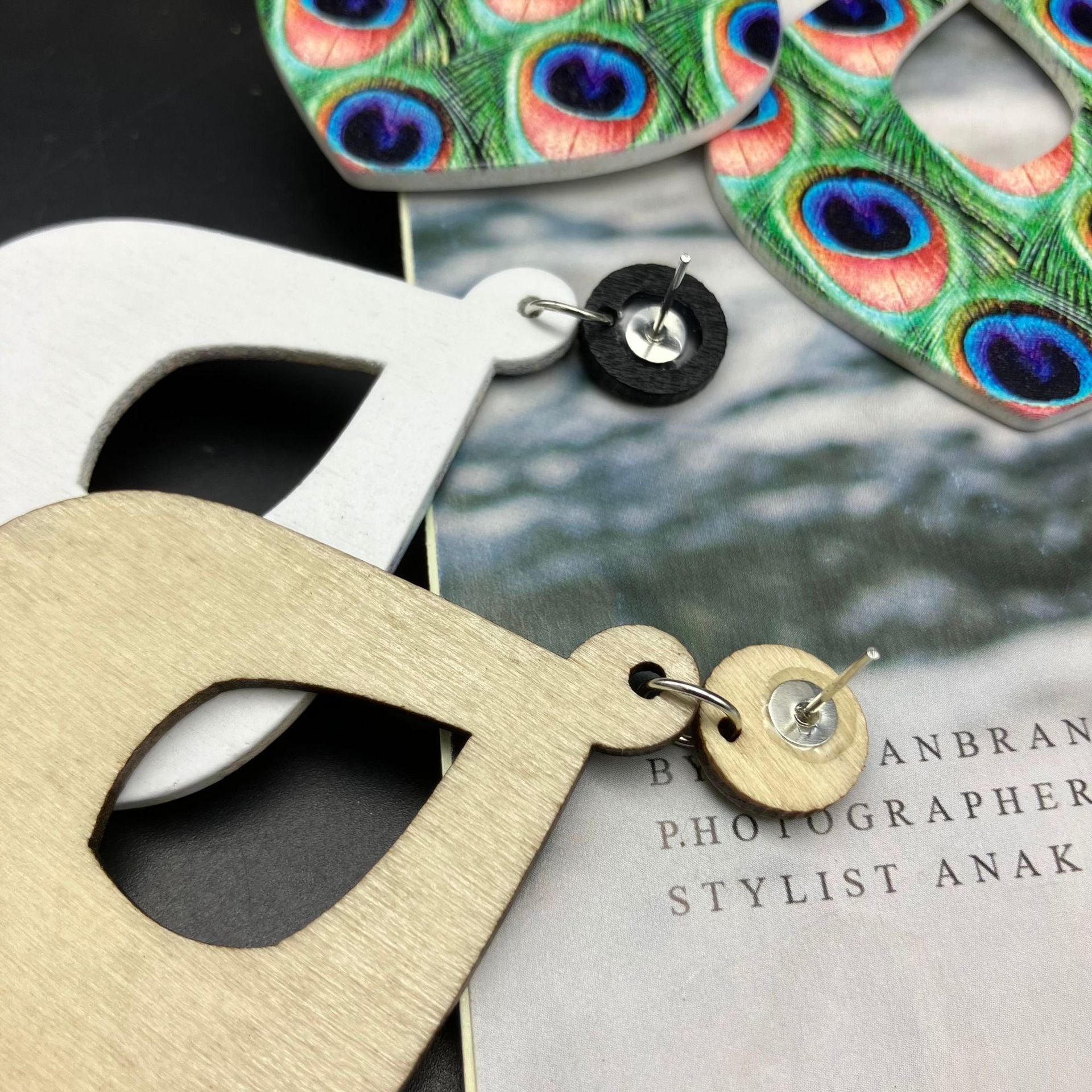 Wholesale Boho Retro Ethnic Style Peacock Feather Wooden Earrings ACC-ES-FX013