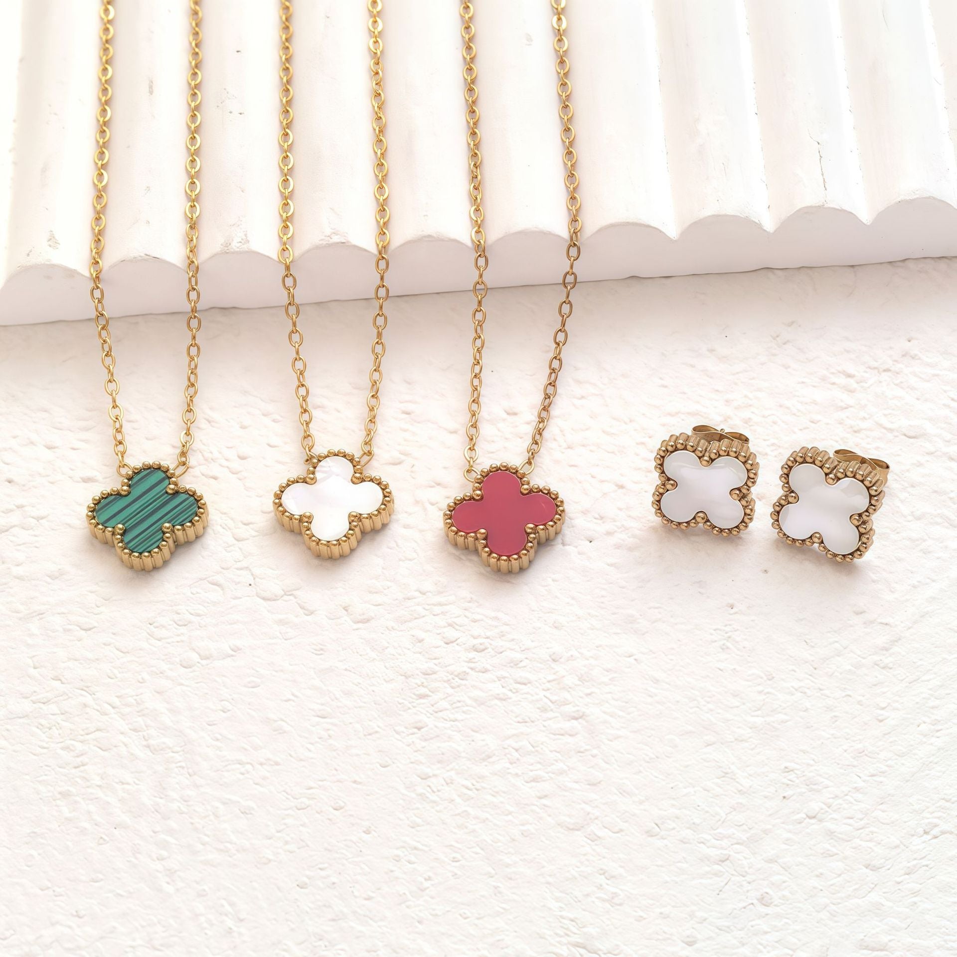 Wholesale Four-Leaf Clover Stainless Steel Necklace Trendy Jewelry Accessory for Boutique Resale ACCVIP