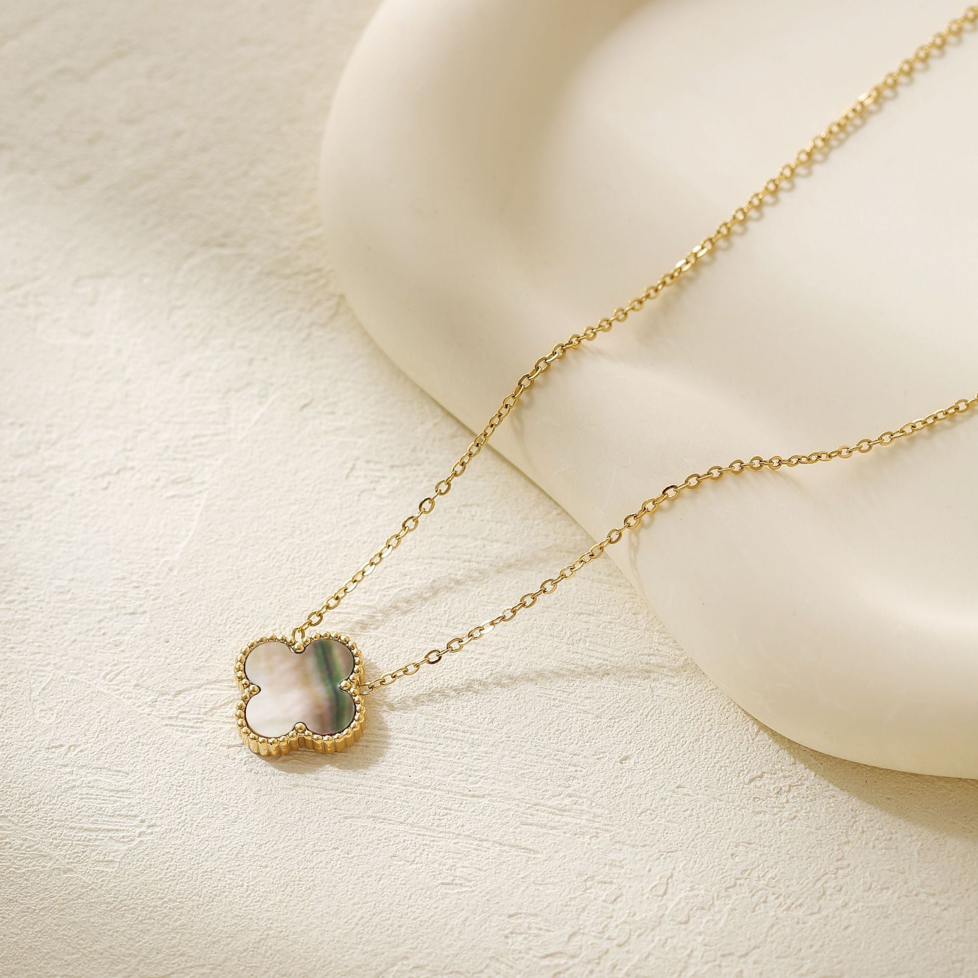 Wholesale Gold and Silver Two-color Necklace