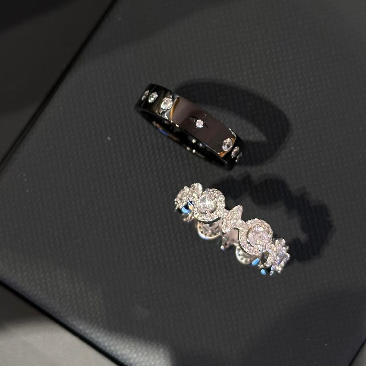 Wholesale Fashion Meteor Black Knight Couple Rings Adjustable Alloy Jewelry Gift Set