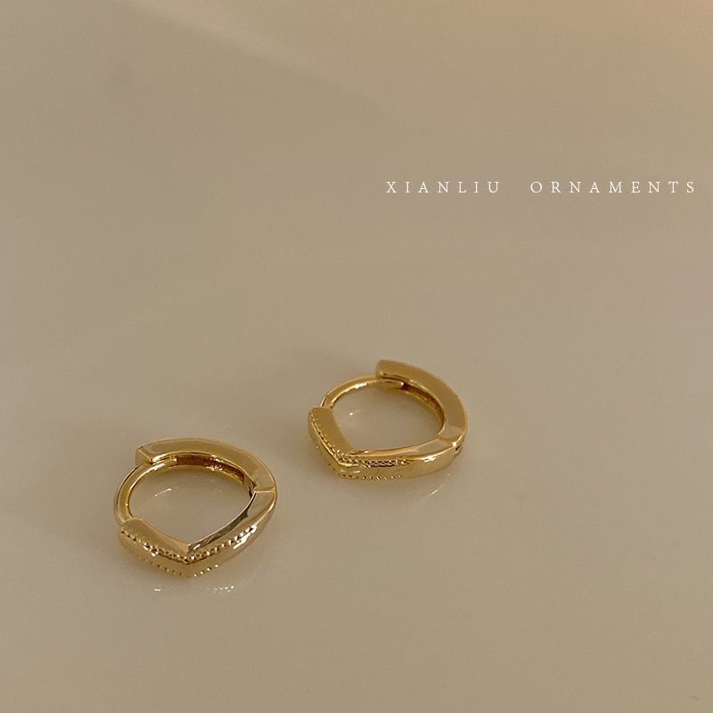Wholesale Korean Style Gold Plated Copper Mini Diamond Earrings Women Light Luxury