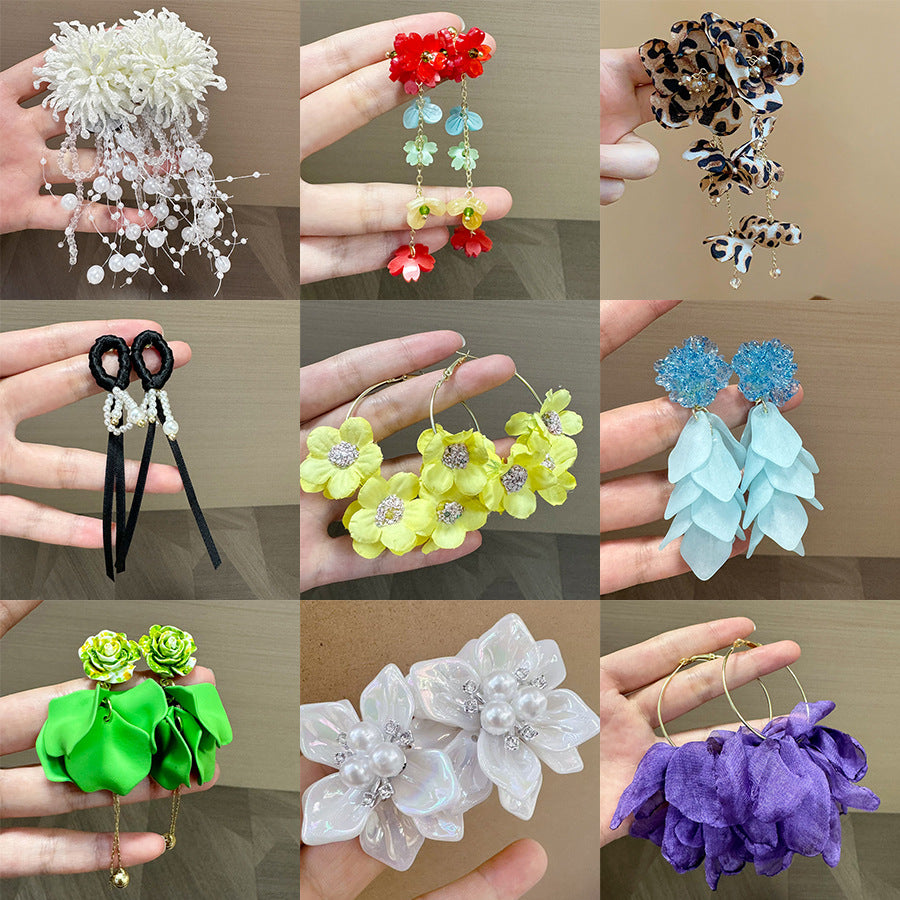 Wholesale Flower Tassel Acrylic Earrings Stylish Fashion Accessory for Boutique Resale