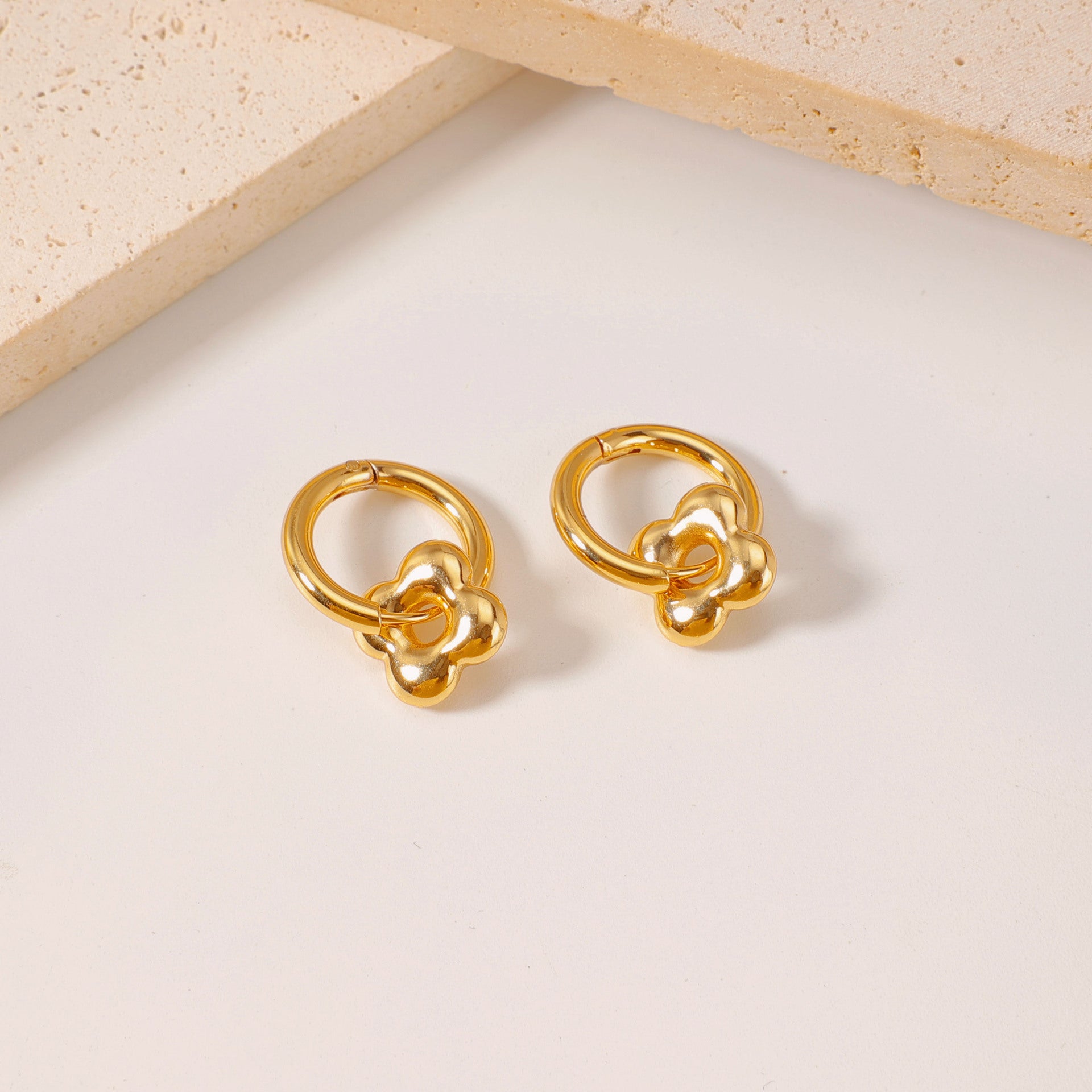 Wholesale Stainless Steel Titanium Steel Gold Light Luxury Earrings