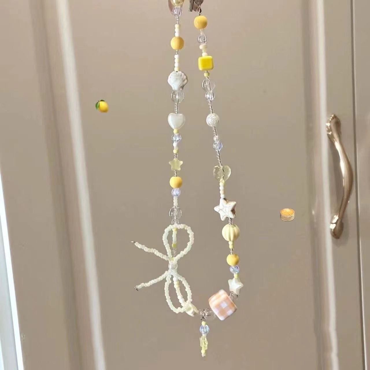 Wholesale  colorful small flower pendant clavicle chain