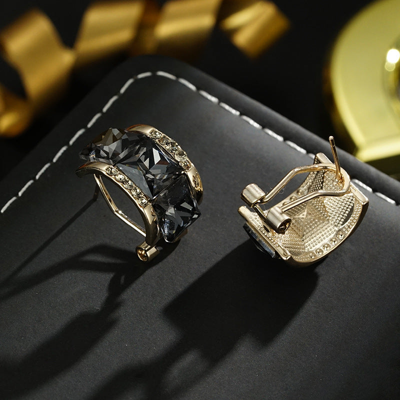 Wholesale  luxury retro black square diamond earrings