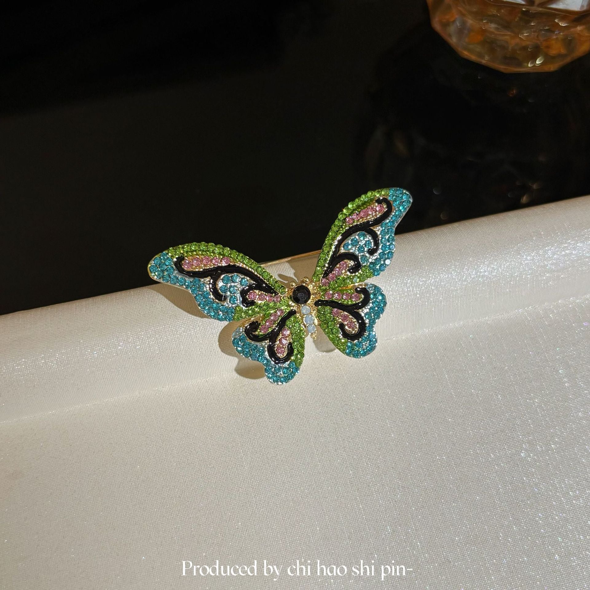 Wholesale  Color Butterfly Brooch