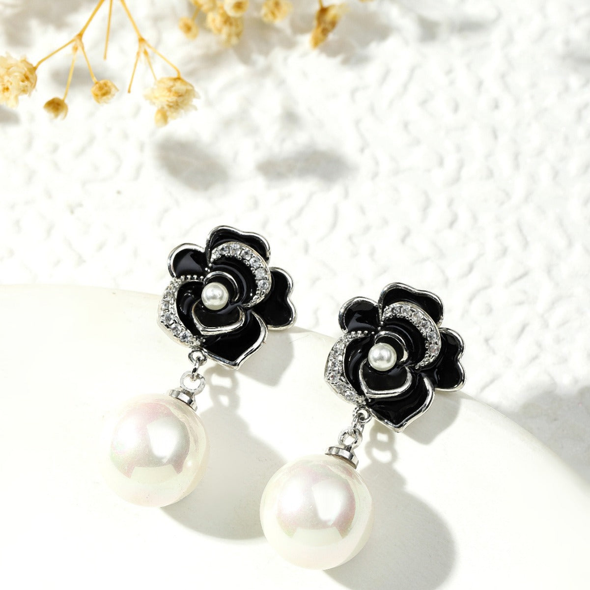 Wholesale  black oil drop camellia pearl earrings