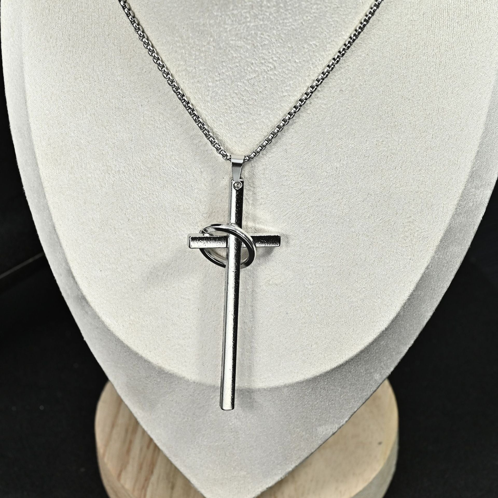 Wholesale Retro Vintage Cross Pendant Necklace For Men Stainless Steel Long Chain Chic Fashion Jewelry Accessory Gift